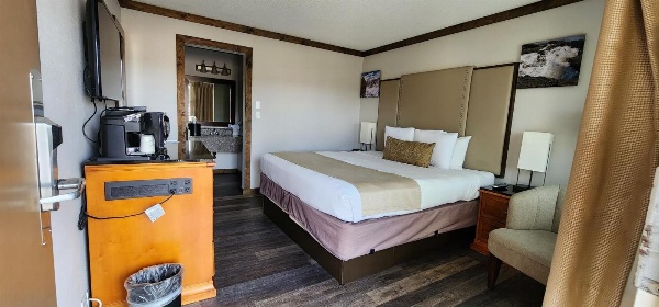 The Dalles Inn image 6